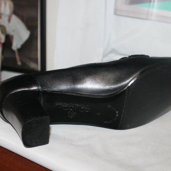 Mint $298 Brooks Brothers Black Leather Heeled Penny Loafers - Picture 5 of 6